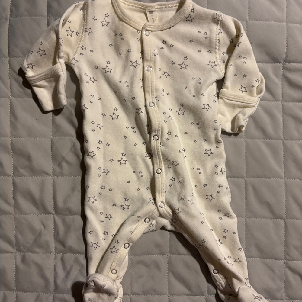 Q by Quincy Mae 0-3 months